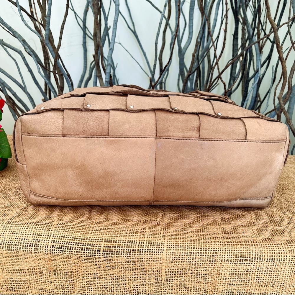 B. Makowsky Large Slouchy Boho Leather Light Brown Hobo Bag - Picture 10 of 16
